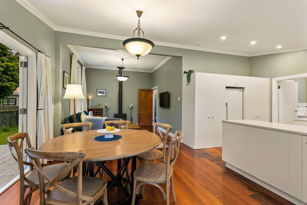 Historic Charm In Greytown - Cosy Kowhai Cottage المظهر الخارجي الصورة