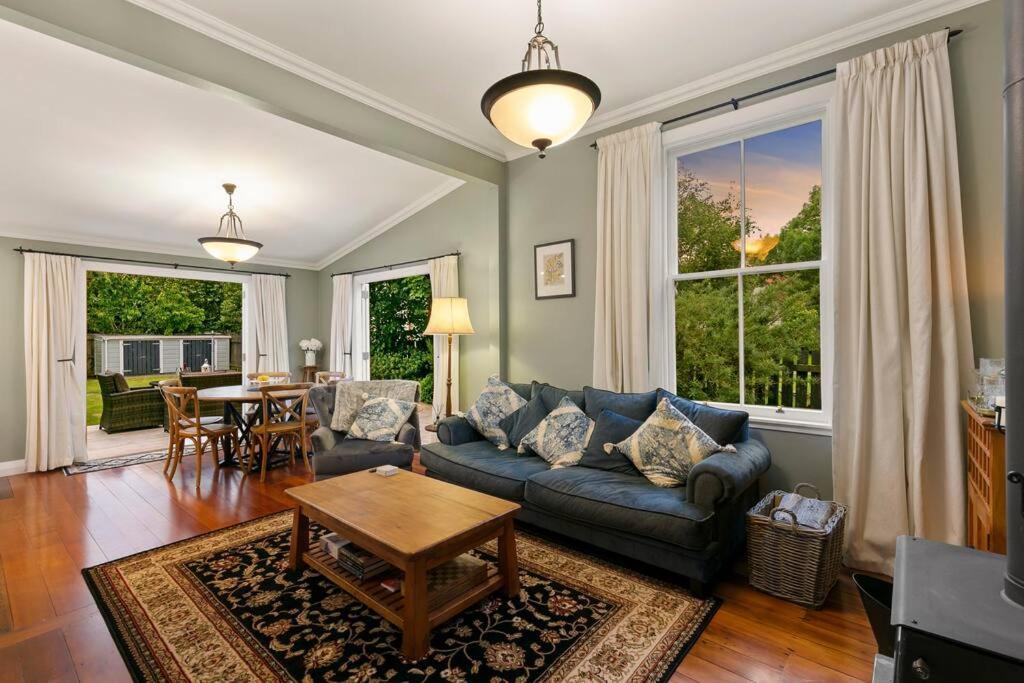 Historic Charm In Greytown - Cosy Kowhai Cottage المظهر الخارجي الصورة