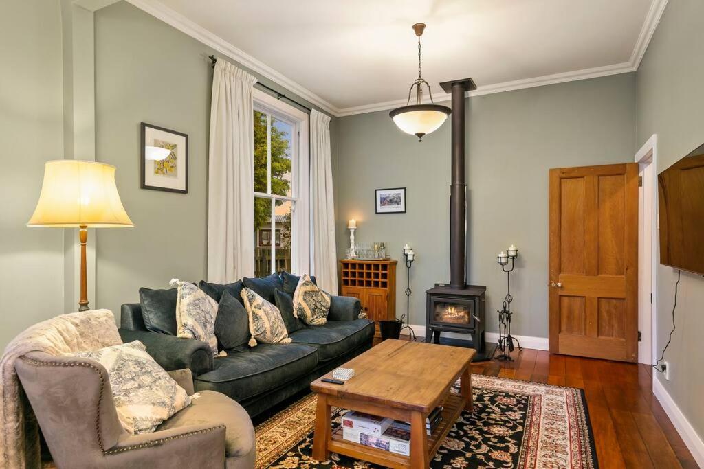 Historic Charm In Greytown - Cosy Kowhai Cottage المظهر الخارجي الصورة